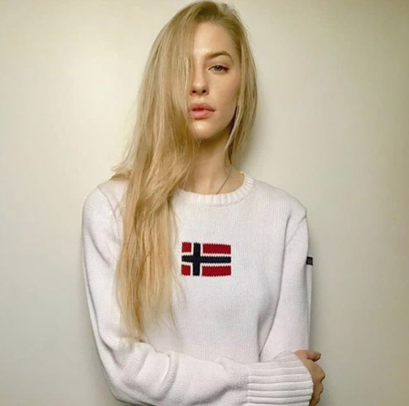 hair resolutions for 2018 - protect your hair - blonde model