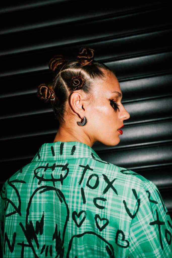 Festival hair: Star Buns
